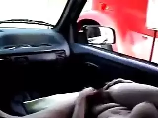 Blistering bitch masturbating in buggy of securities exchange driver